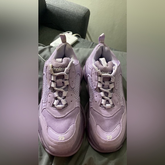 Can’t fit them anymore - Picture 2 of 2